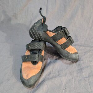 Mad Rock Climbing Bouldering Shoes Women Size 6.5